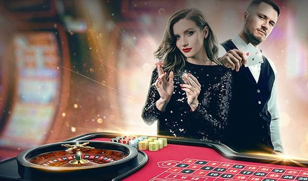 Người dùng Việt Nam trải nghiệm win98 trên điện thoại